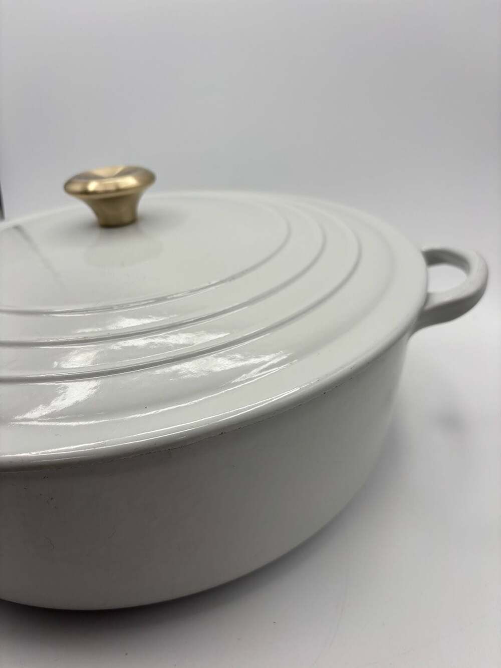Le Creuset Enameled Cast Iron Round Dutch Oven White With Gold Knob